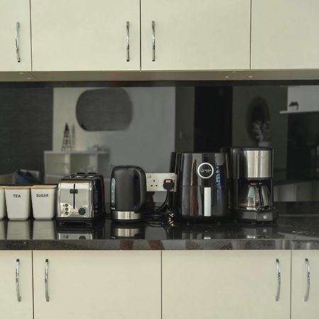 Relaxing 2Br Haven In Dubai Marina Perfect Location & Amenities Lejlighed Eksteriør billede